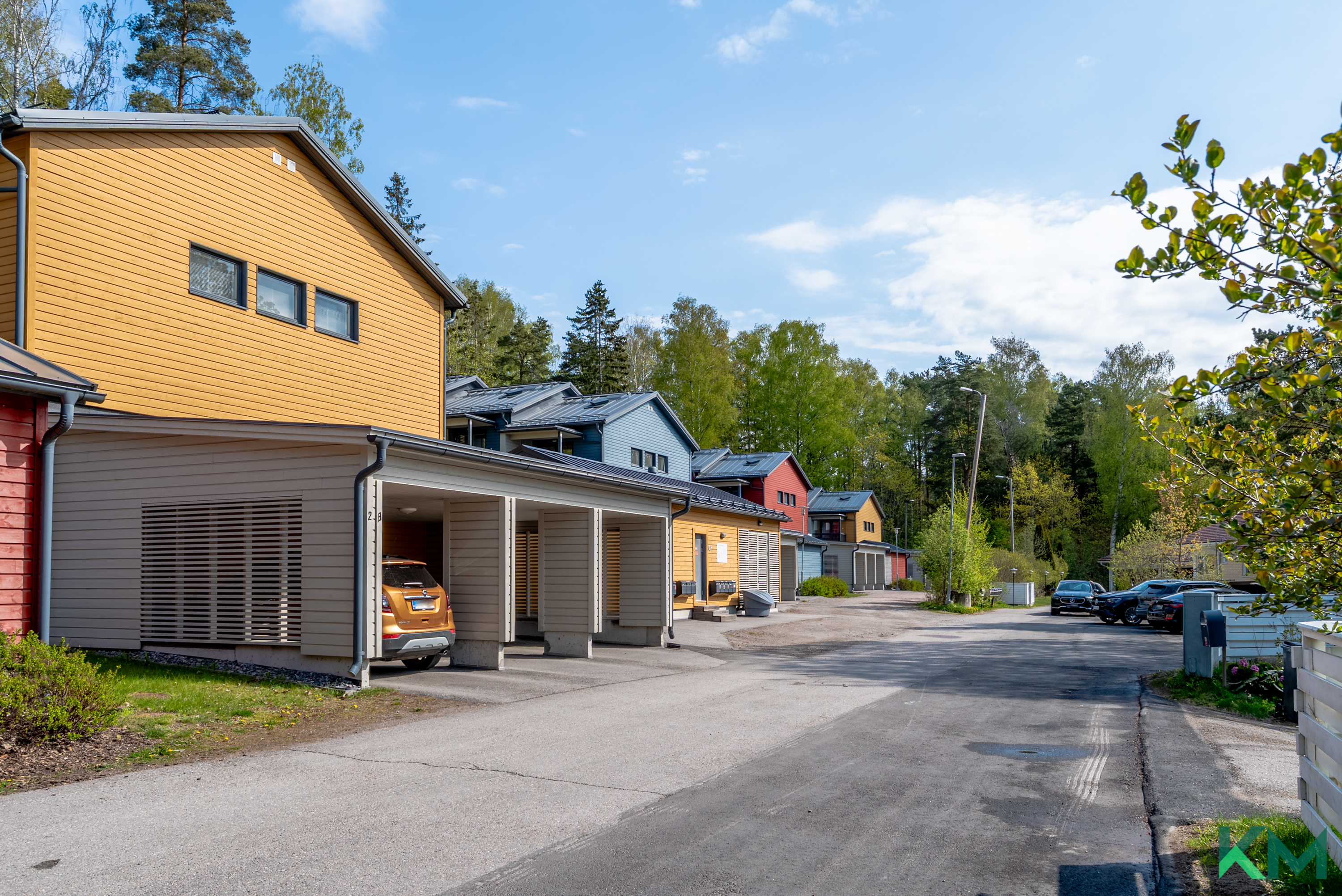 Huhtakivenkuja 2, Mellunmäki, Helsinki