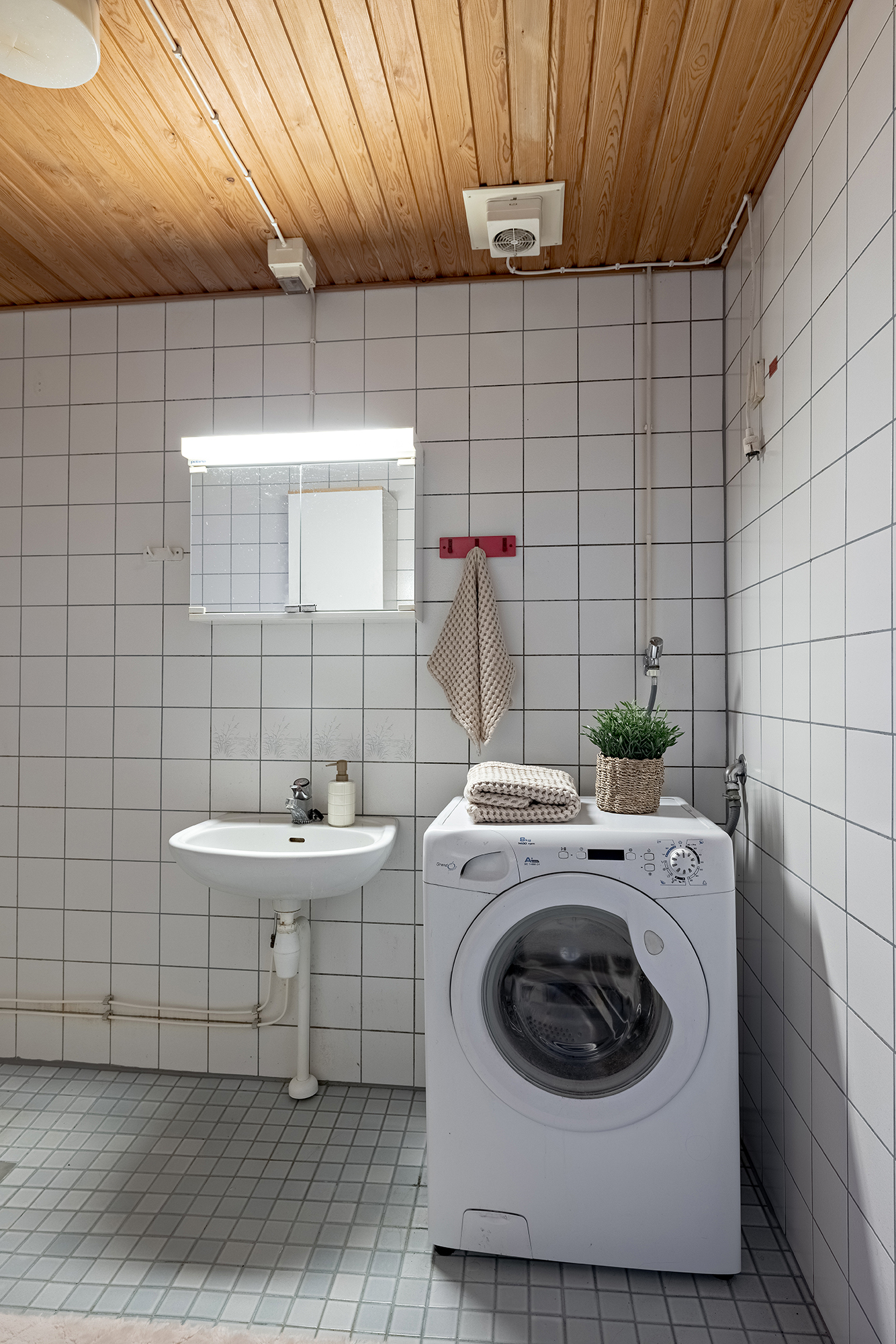 Tiilipellontie 5, Sarkkiranta, Kempele