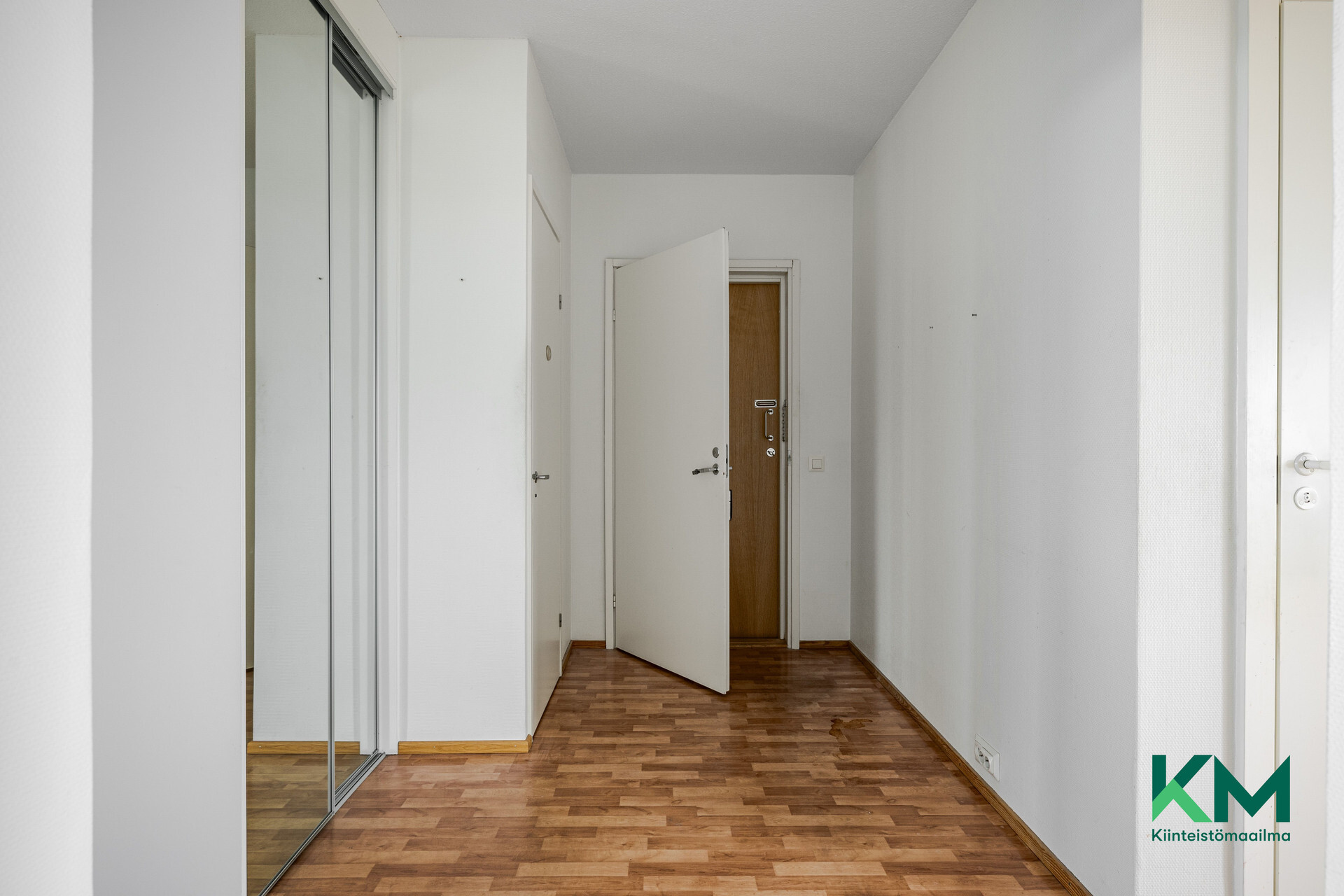 Nostoväenkatu 9 , Runosmäki, Turku