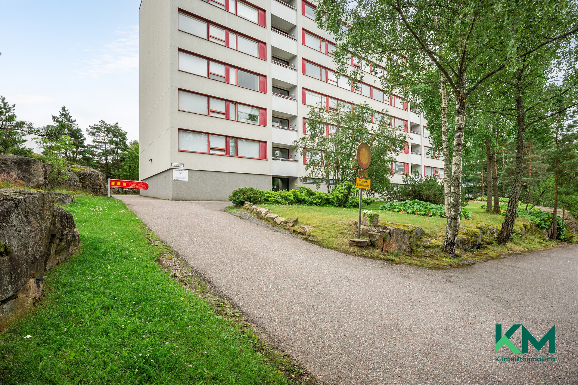 Nostoväenkatu 9 , Runosmäki, Turku