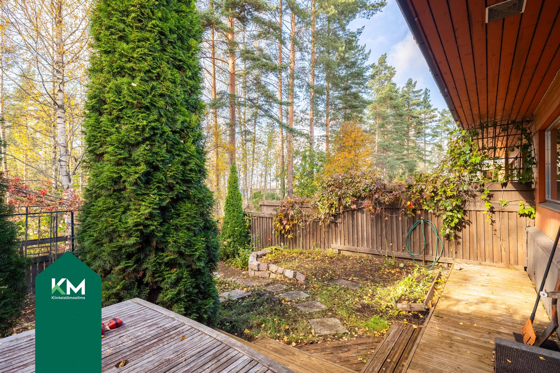 Pahkakatu 8, Ristinkallio, Kotka