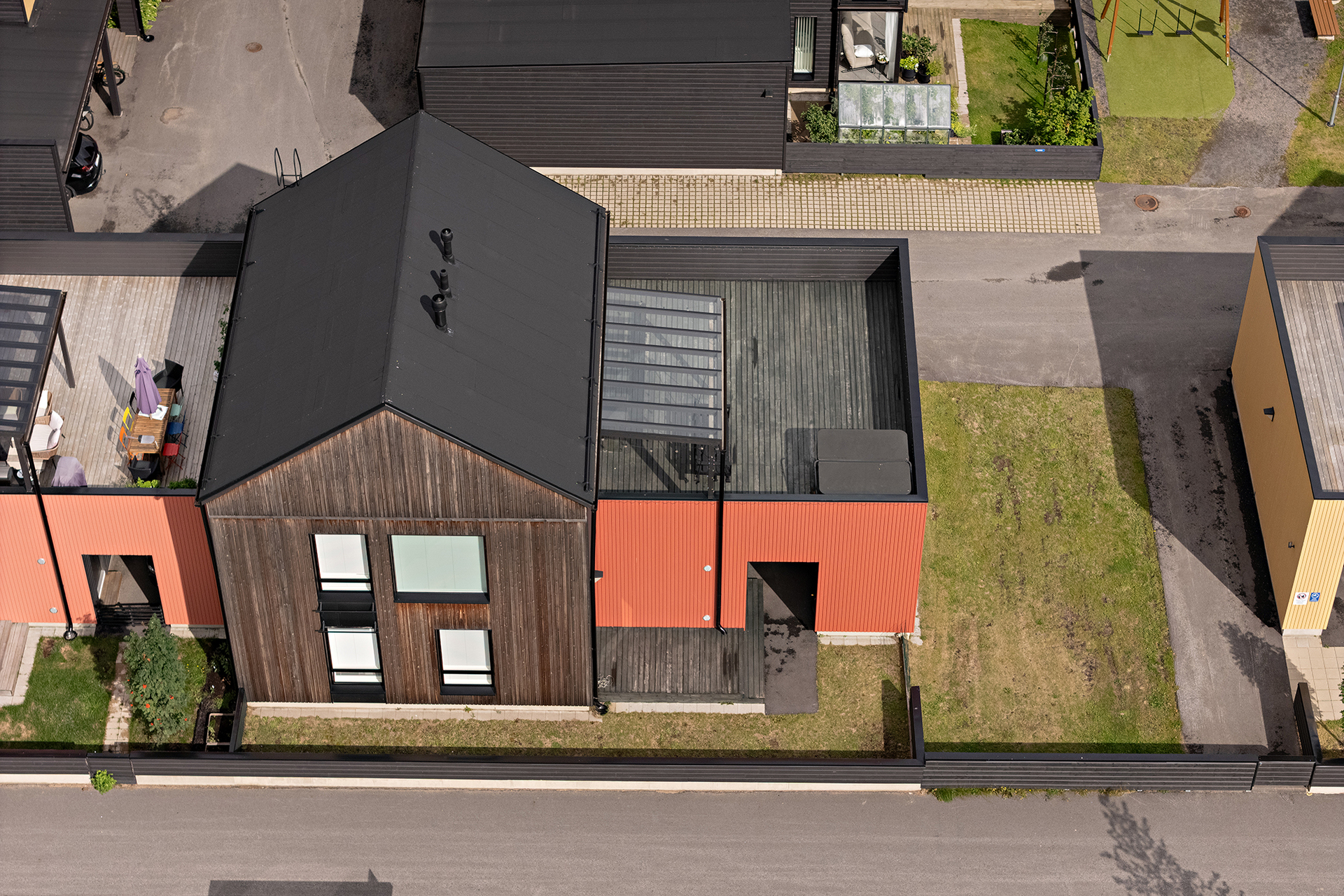 Tahtimarssi 2-4, Hiukkavaara, Oulu