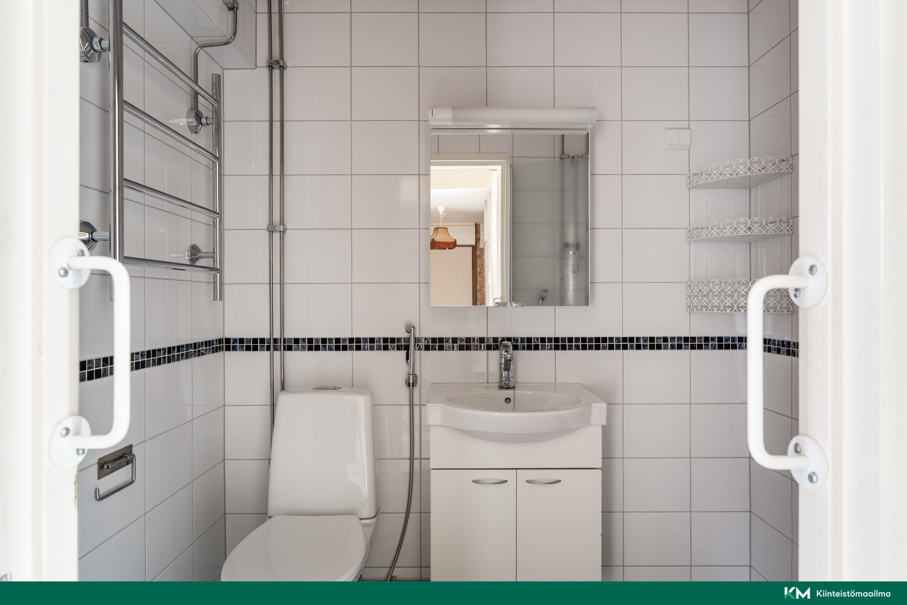 Kuusistonlinnantie 1, Vartiokylä, Helsinki