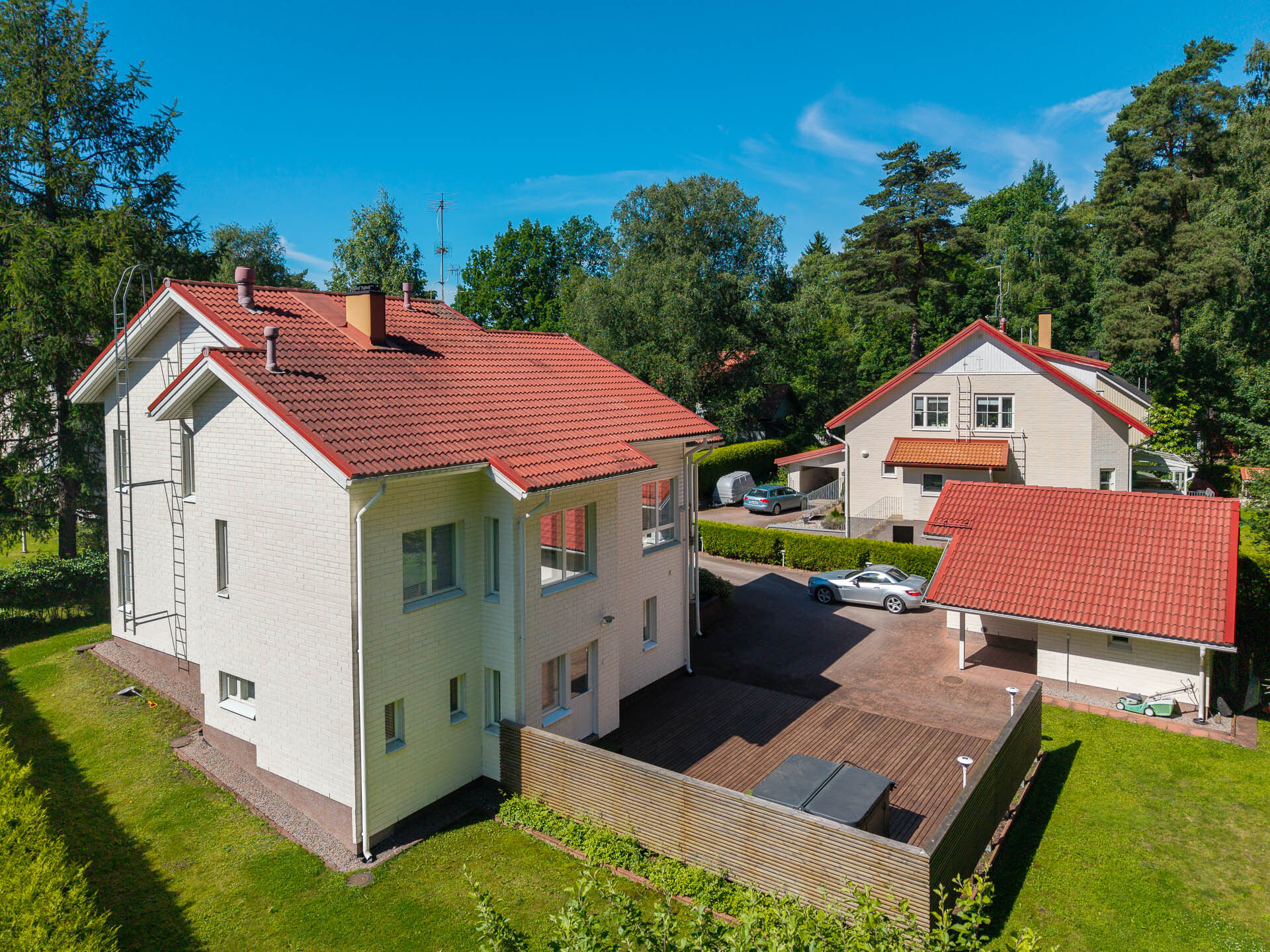 Uudisraivaajantie 24a, Töyrynummi, Helsinki