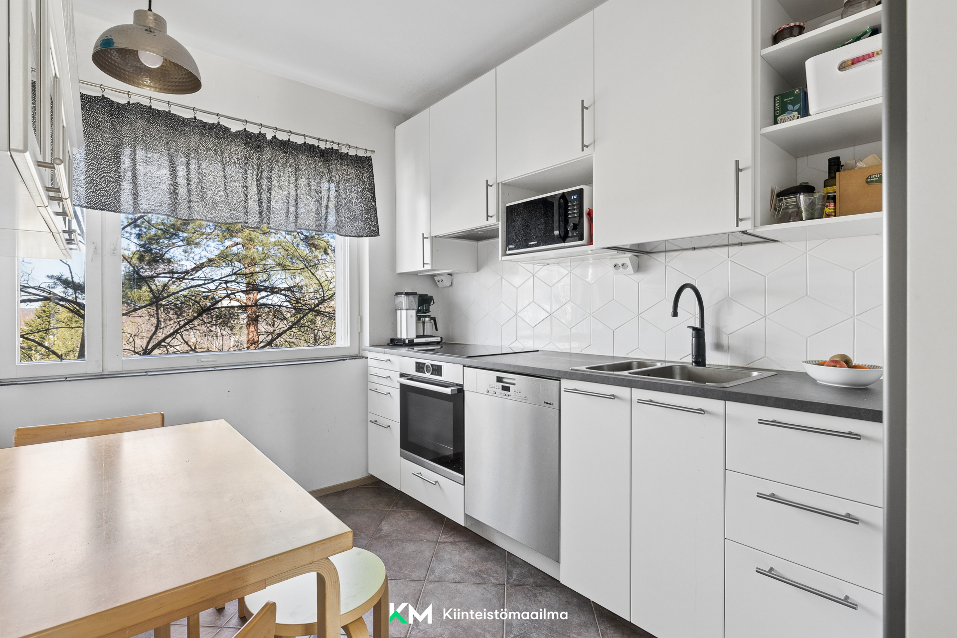 Niittykallio 2, Espoo