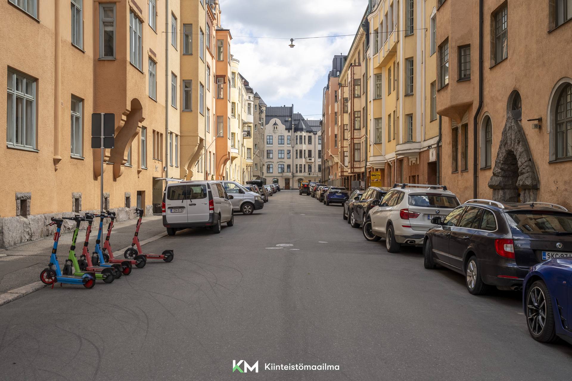 Luotsikatu 12, Katajanokka, Helsinki
