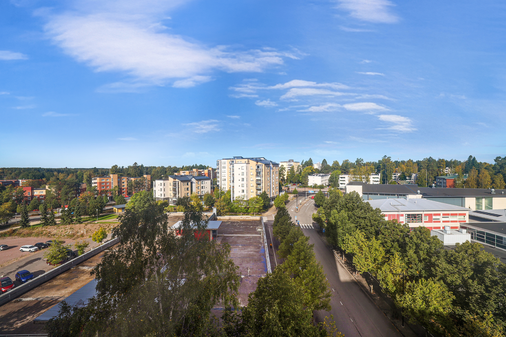 Näkymä makuuhuoneen ikkunasta