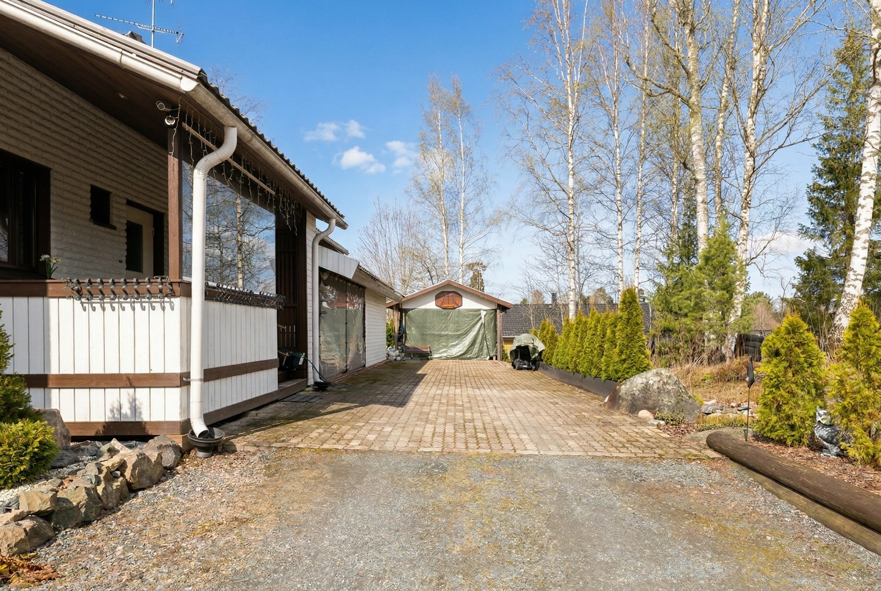 Kiertomäentie 28 B, Kuninkaanmäki, Vantaa