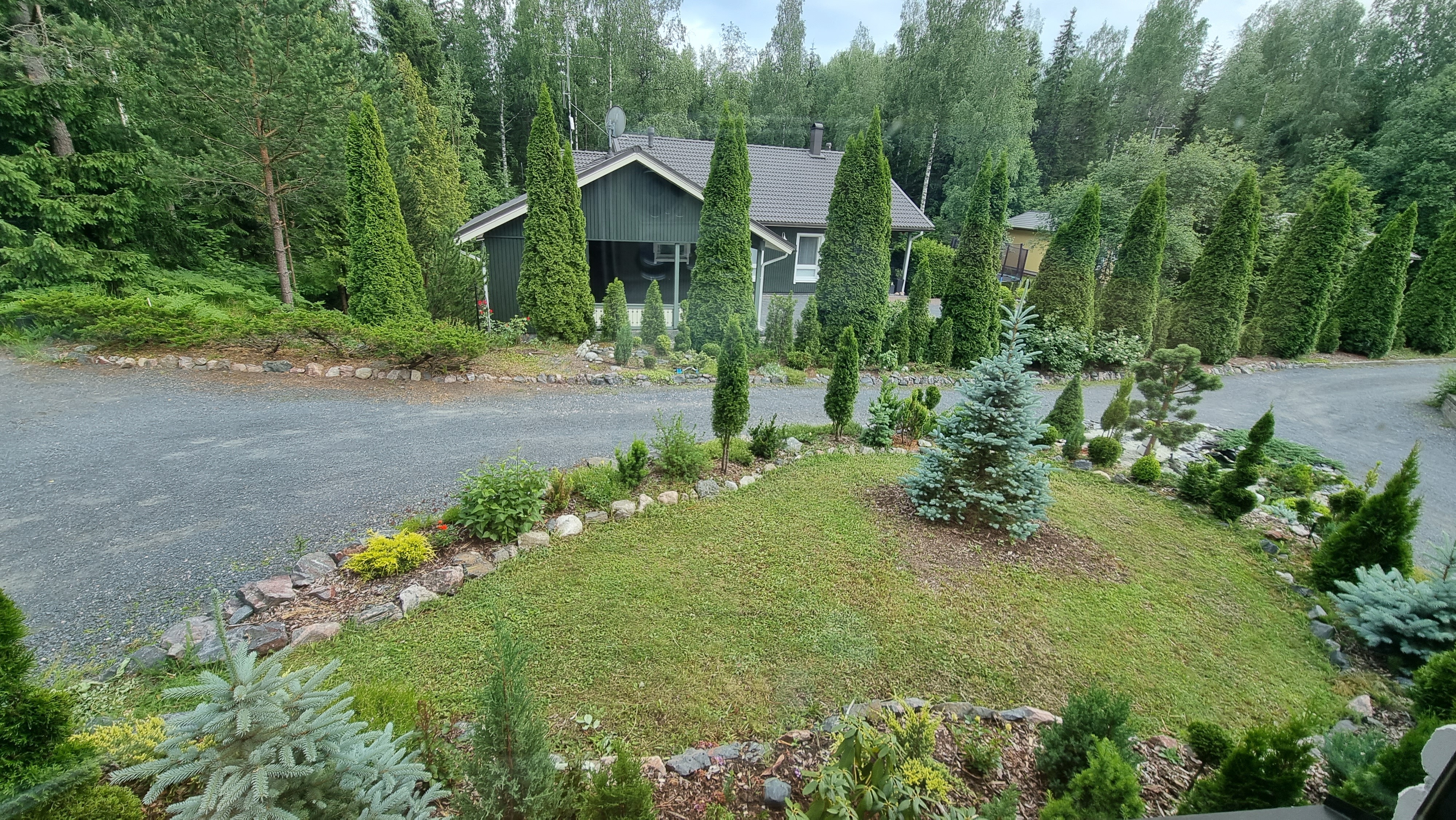 Kiertomäentie 28 B, Kuninkaanmäki, Vantaa