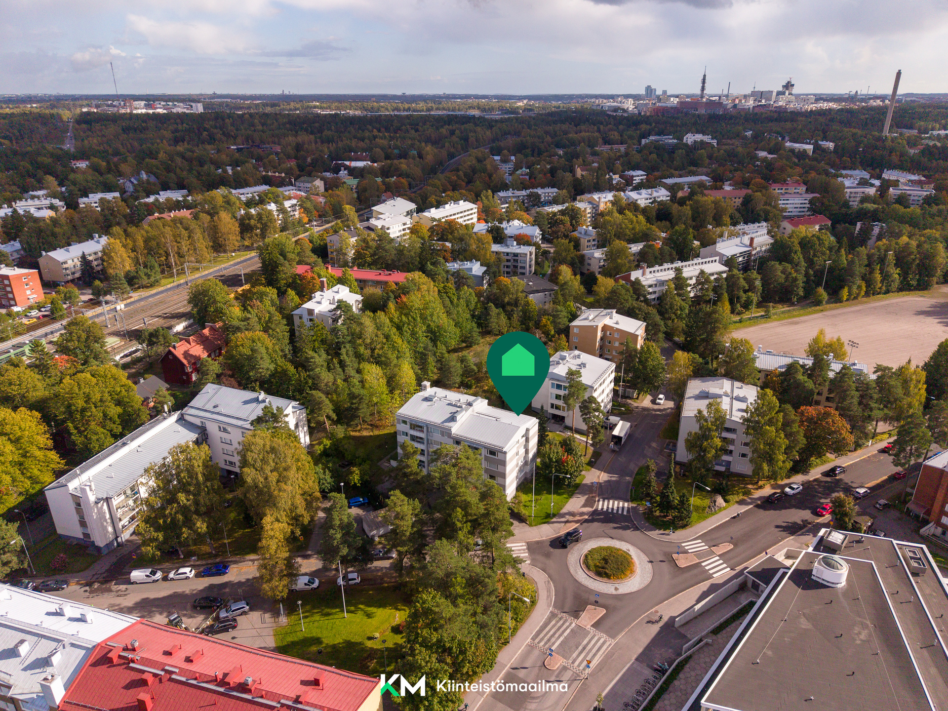 Haagan Urheilutie 13, Etelä-Haaga, Helsinki