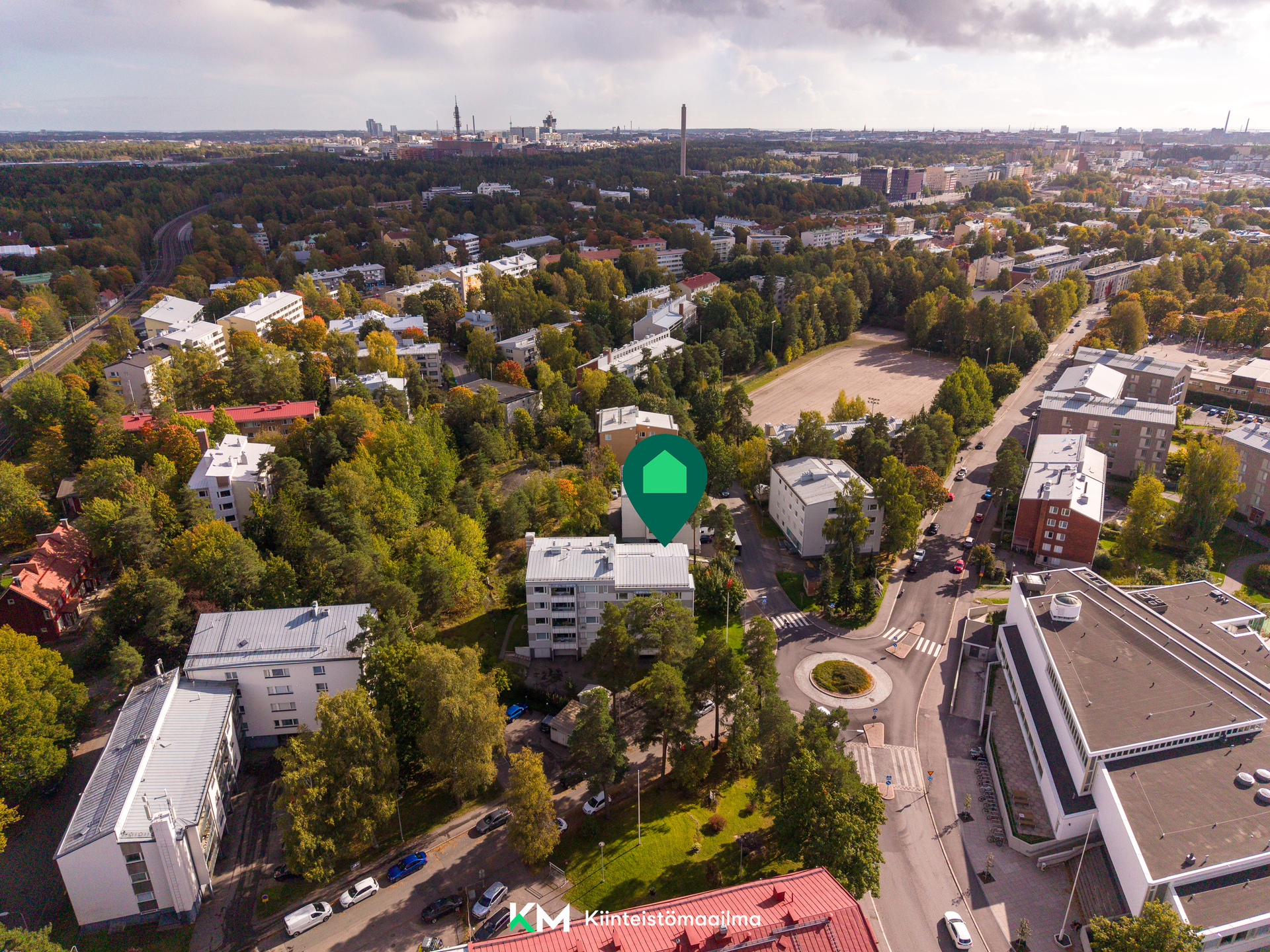 Haagan Urheilutie 13, Etelä-Haaga, Helsinki