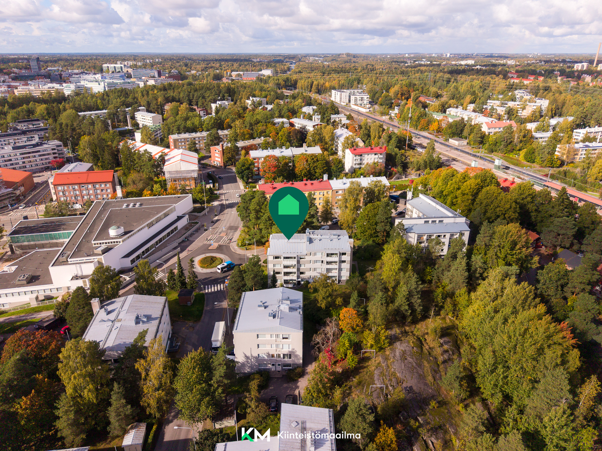 Haagan Urheilutie 13, Etelä-Haaga, Helsinki