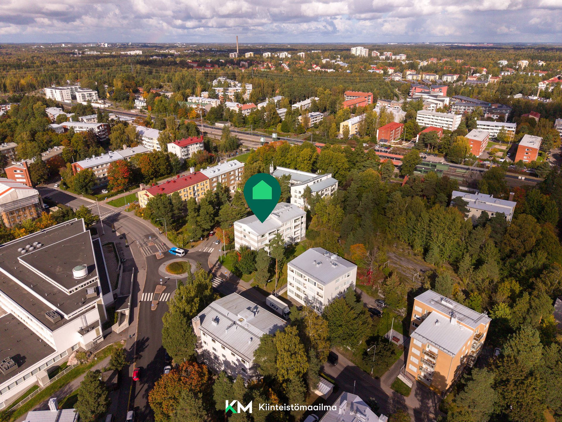 Haagan Urheilutie 13, Etelä-Haaga, Helsinki