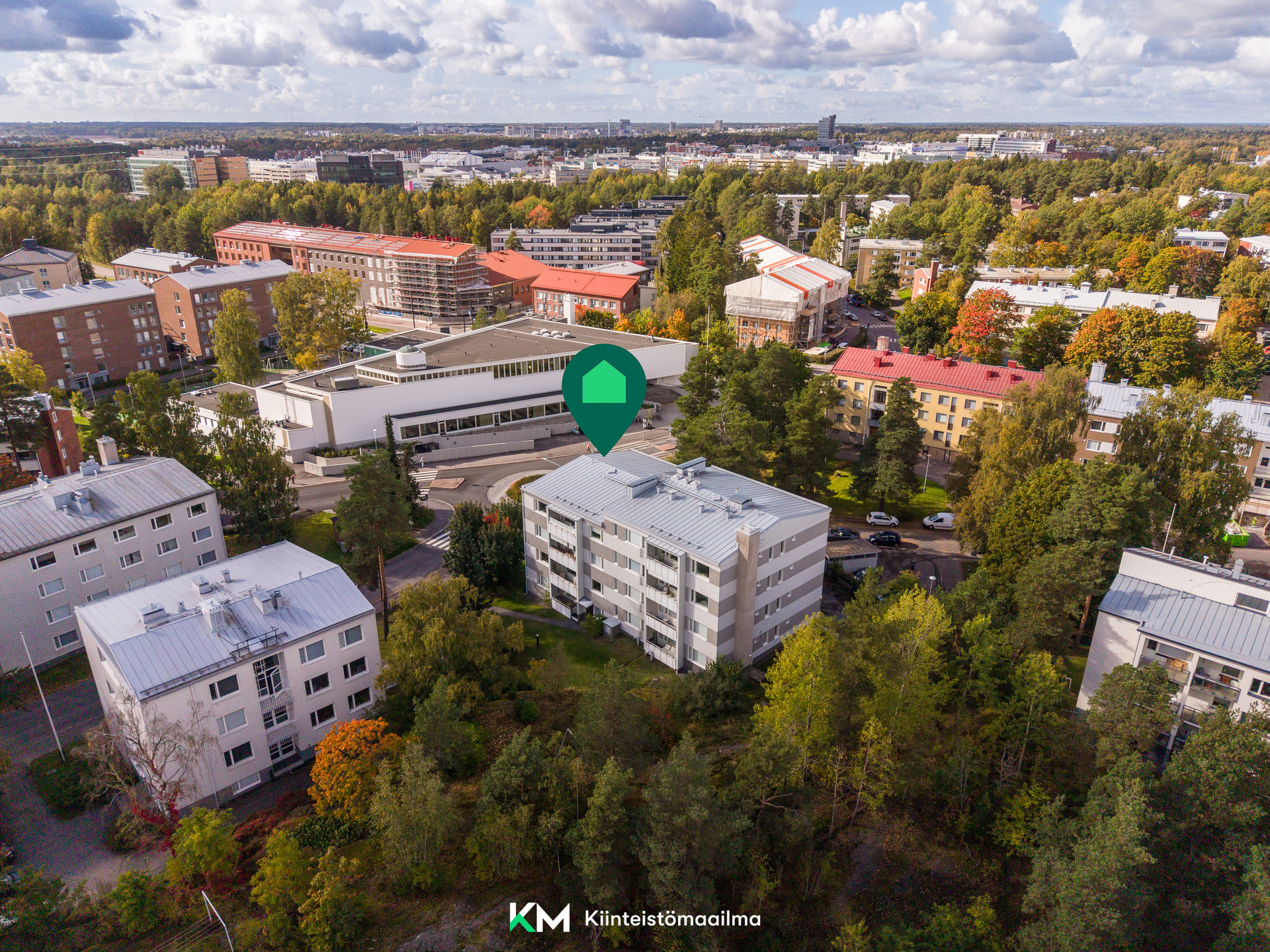 Haagan Urheilutie 13, Etelä-Haaga, Helsinki