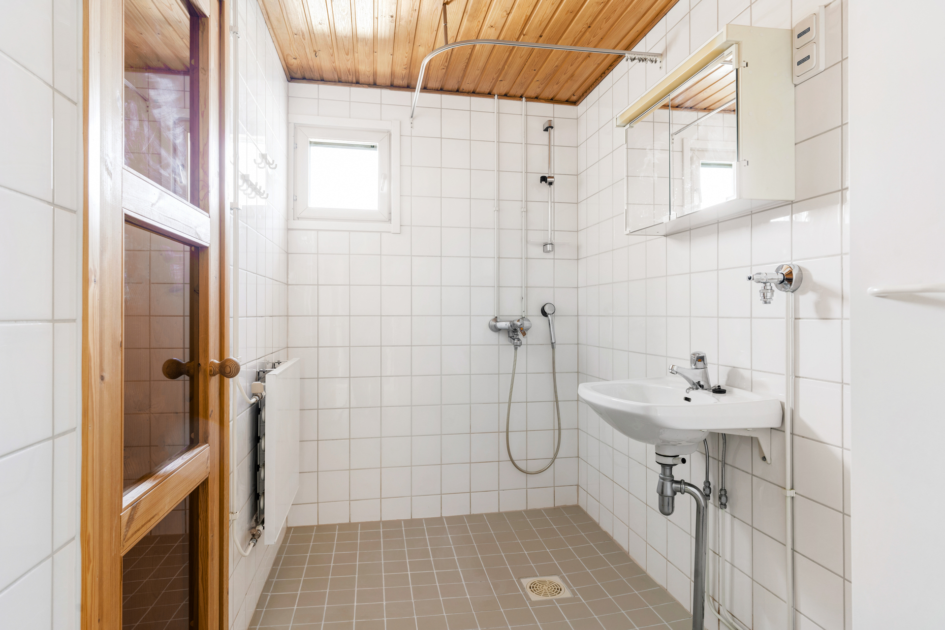 Kaivonkatsojantie 13, Kallahti, Helsinki