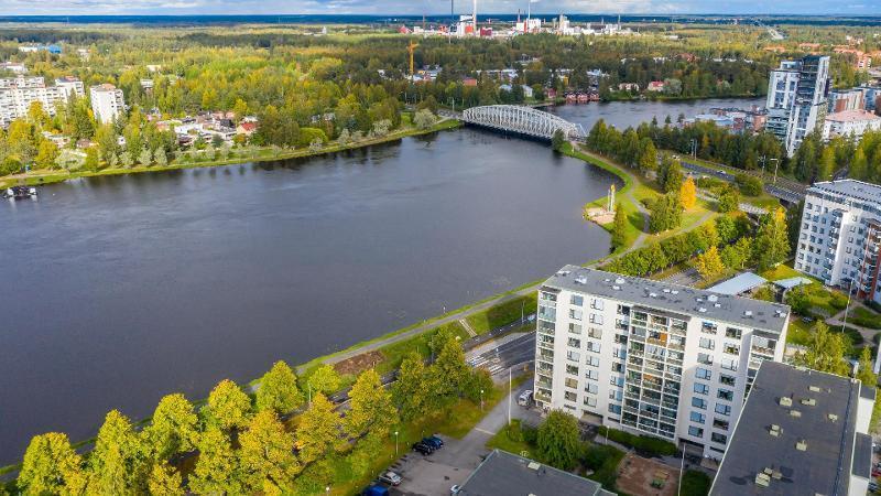 Kasarmintie 18, Oulu