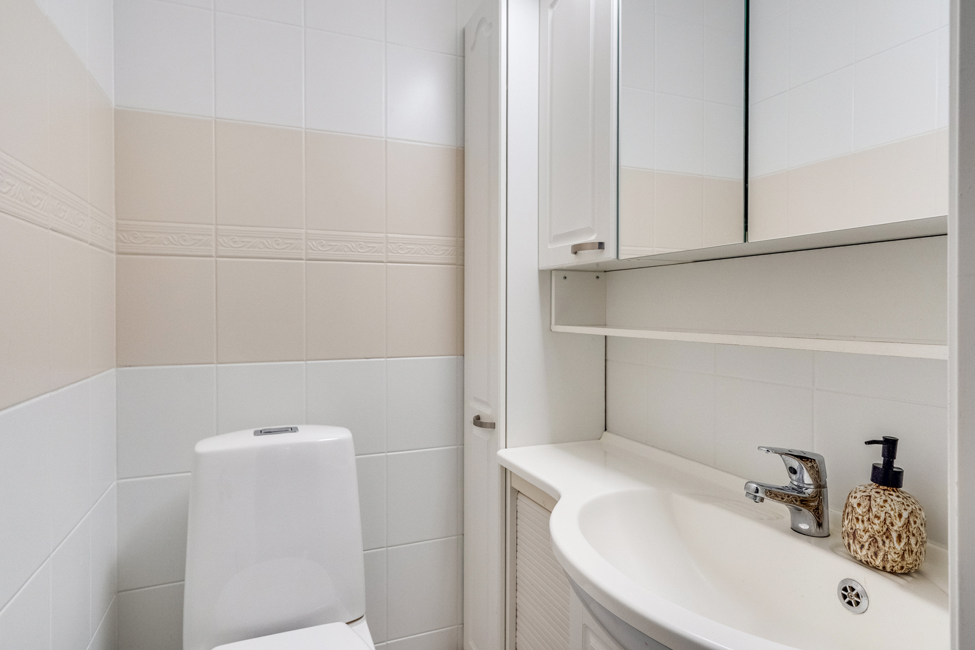 Erillinen wc