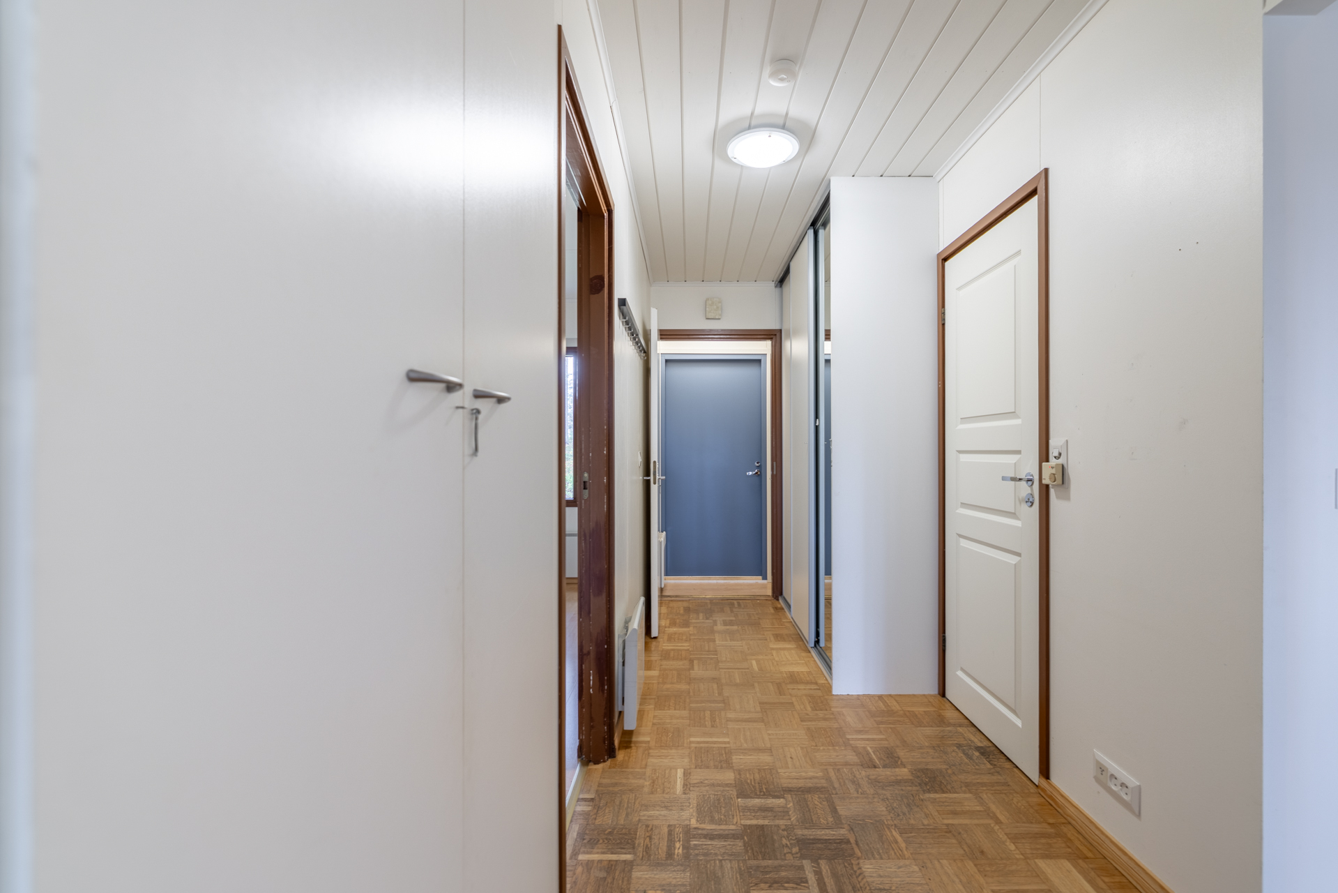 eteinen