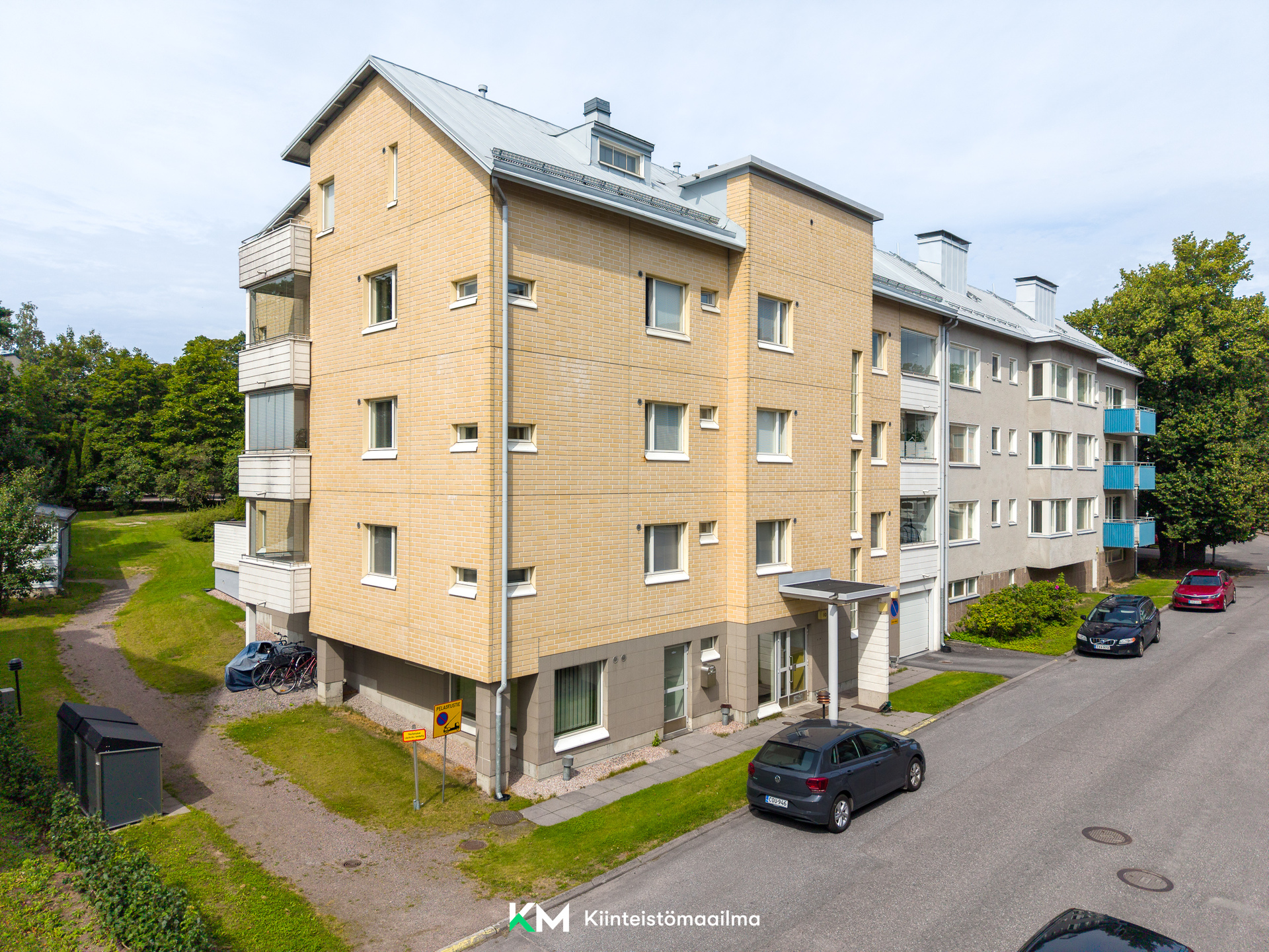 Ristolantie 10, Helsinki
