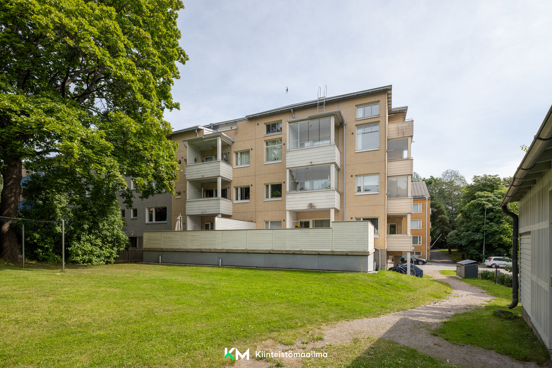 Ristolantie 10, Helsinki