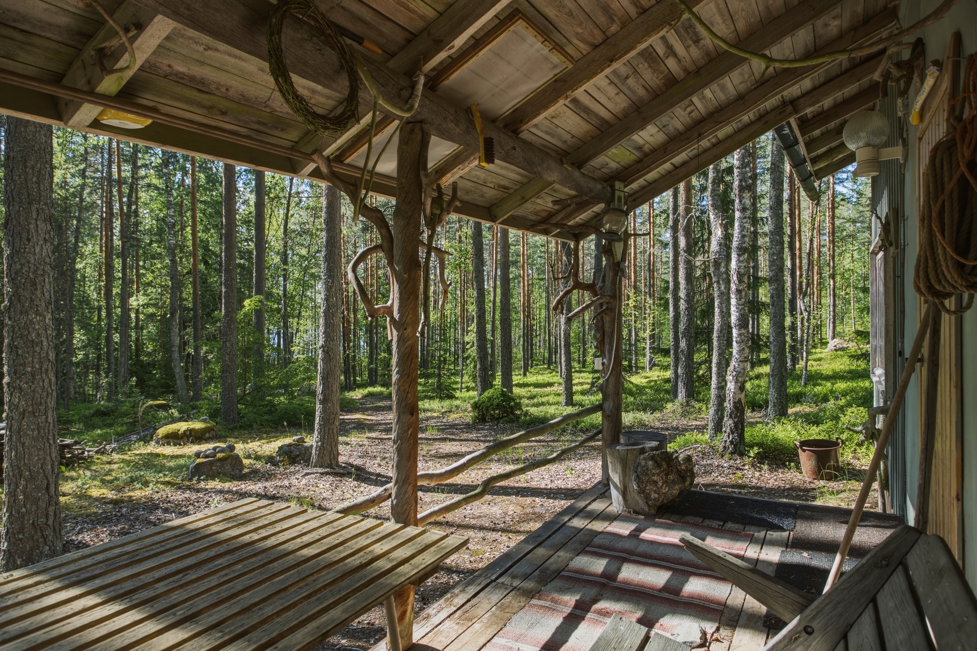 Näkymä päämökin etuterassilta