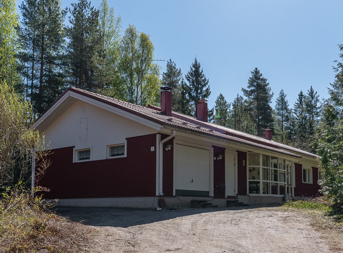 Karpalotie 6, Askola
