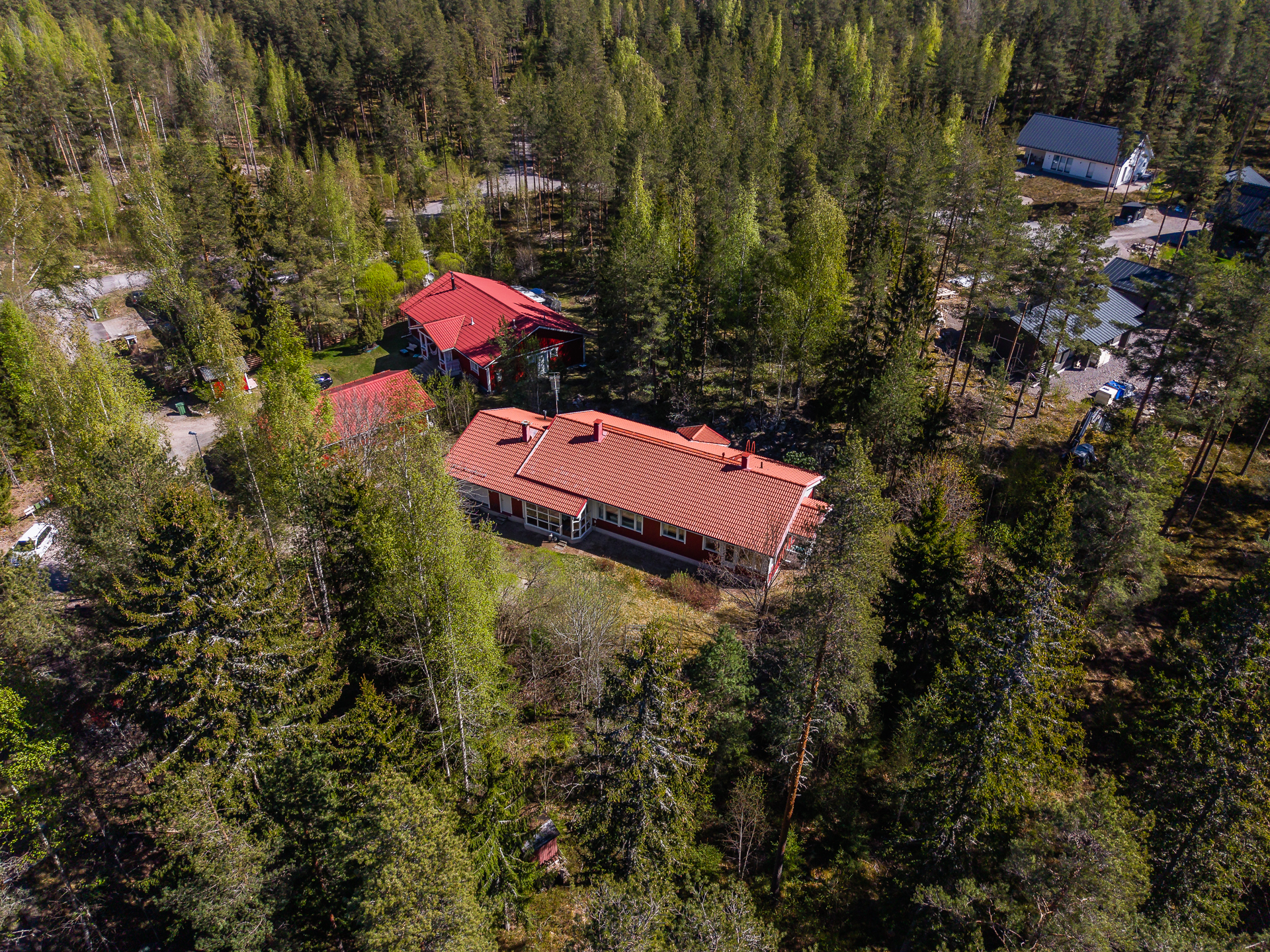 Karpalotie 6, Askola