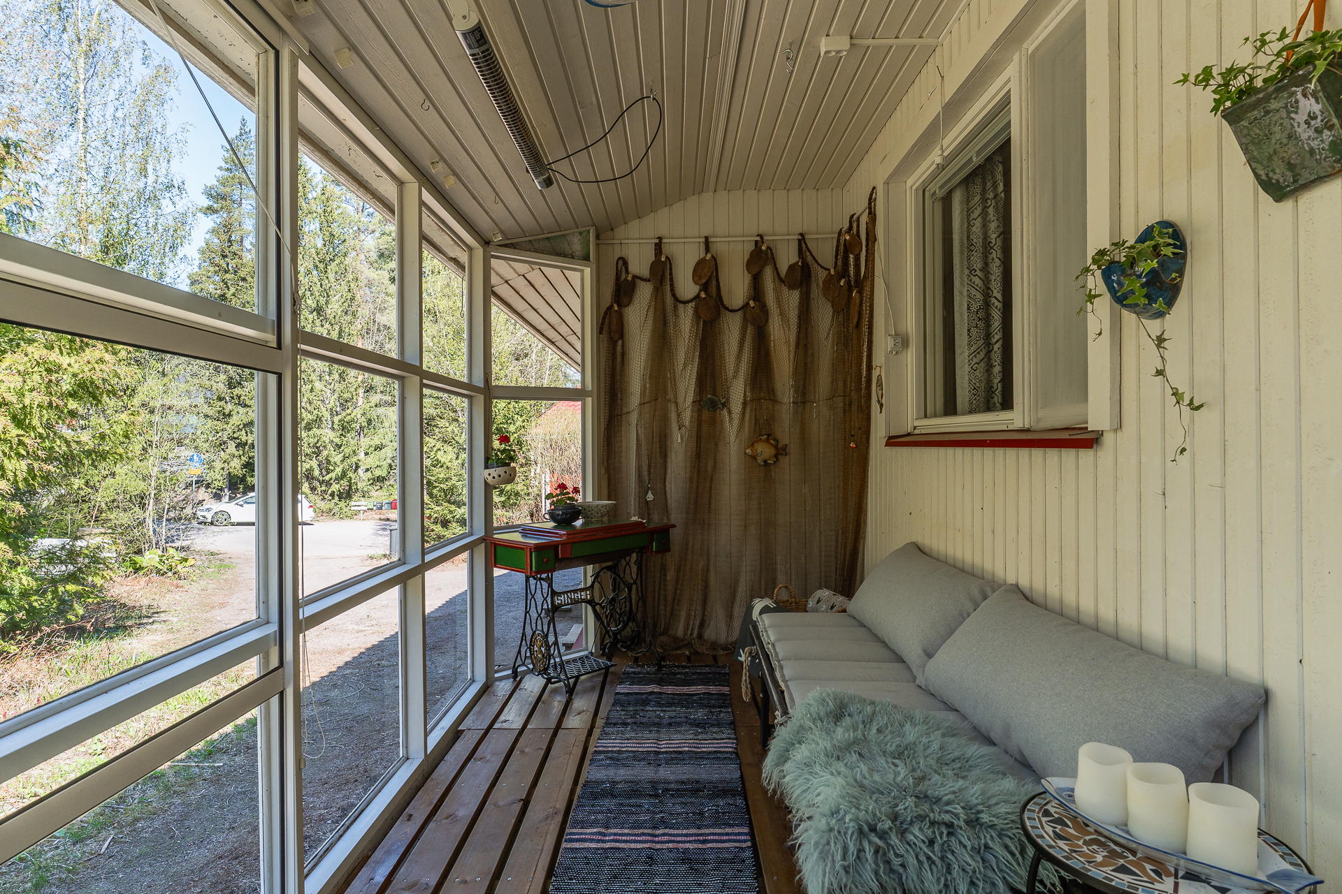 Karpalotie 6, Askola