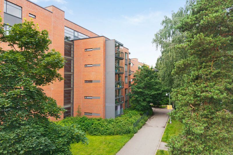 Kaustisentie 9, Kannelmäki, Helsinki