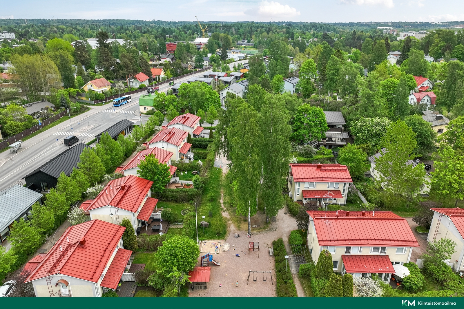 Päivöläntie 72, Tapanila, Helsinki