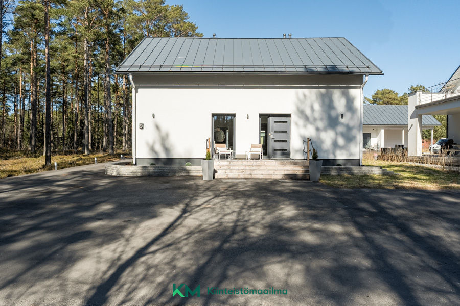 Veneenveistäjänkuja 9, Hangonkylä, Hanko