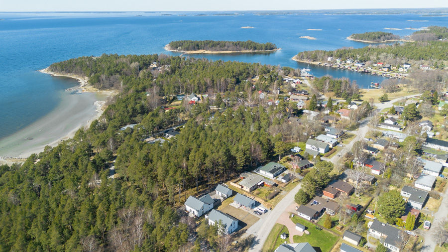 Veneenveistäjänkuja 9, Hangonkylä, Hanko