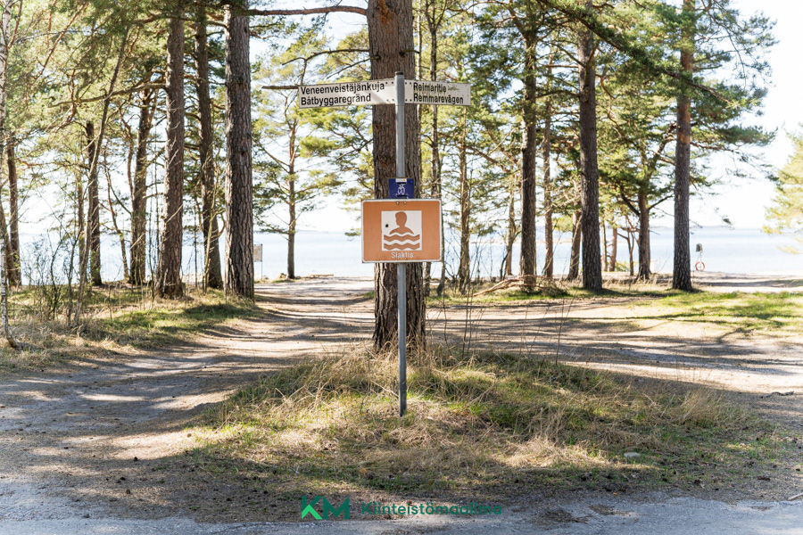 Veneenveistäjänkuja 9, Hangonkylä, Hanko