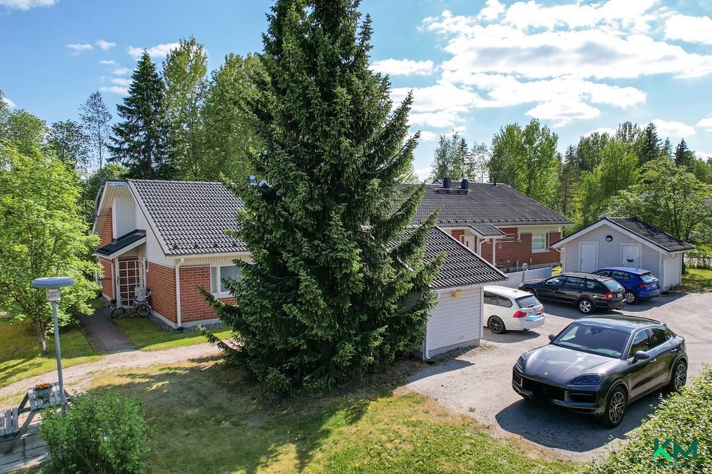 Upseerinkatu 1, Metsä-Hennala, Lahti