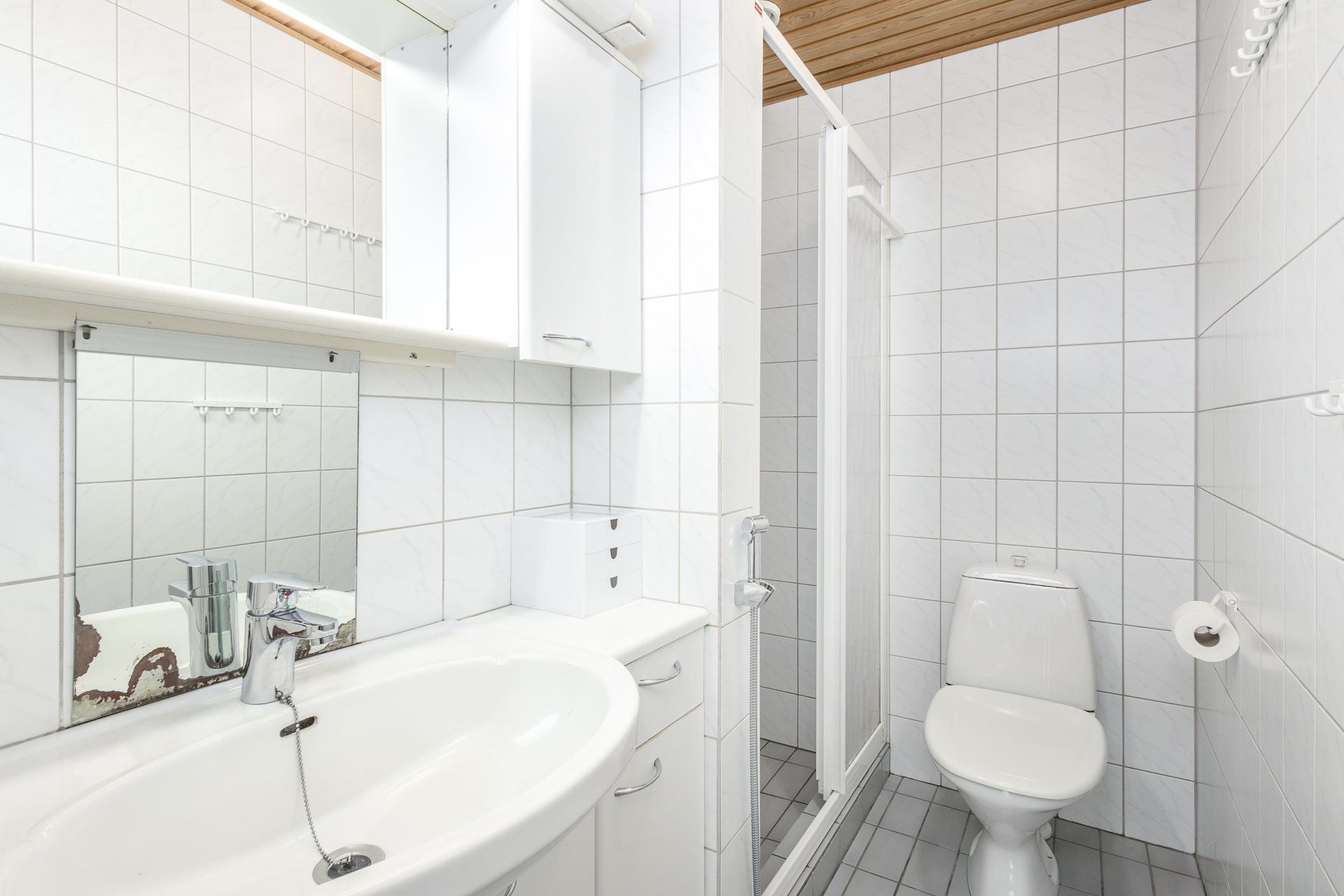 yläkerran psh/wc
