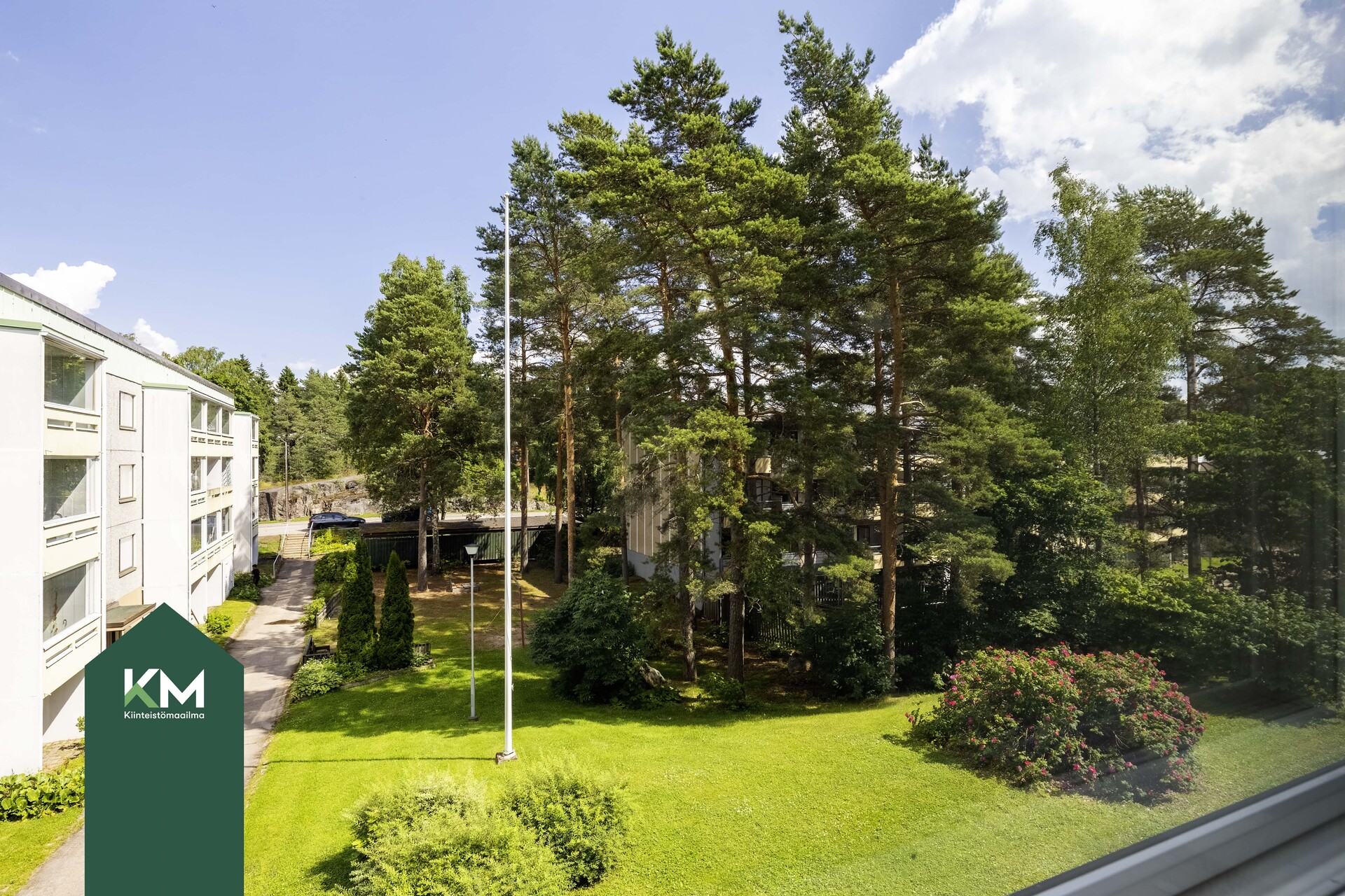Haltijantie 11, Karhuvuori, Kotka