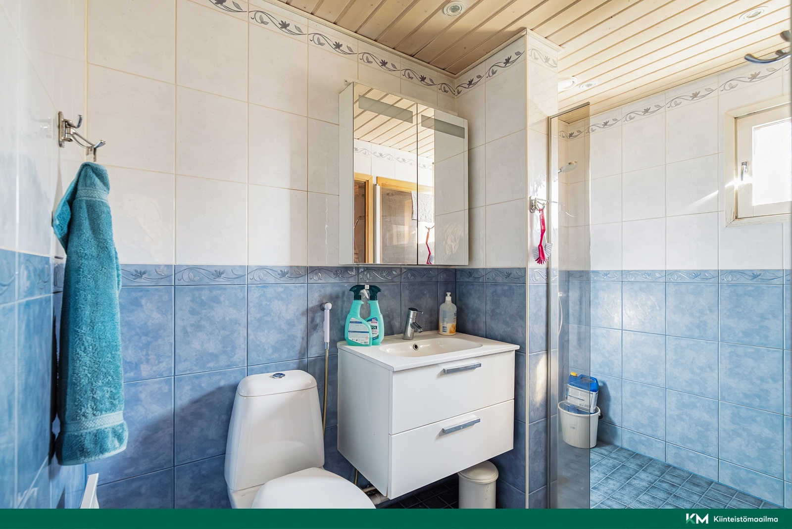 Paasikatu 18, Järvenpää