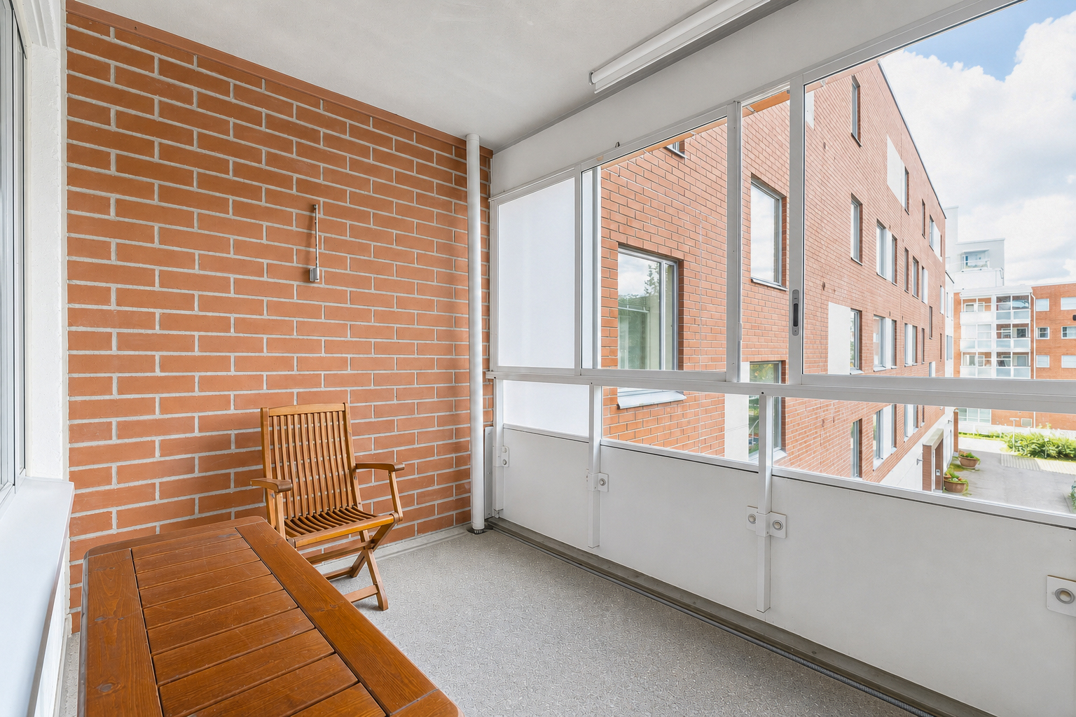 Eskolantie 2, Pukinmäki, Helsinki