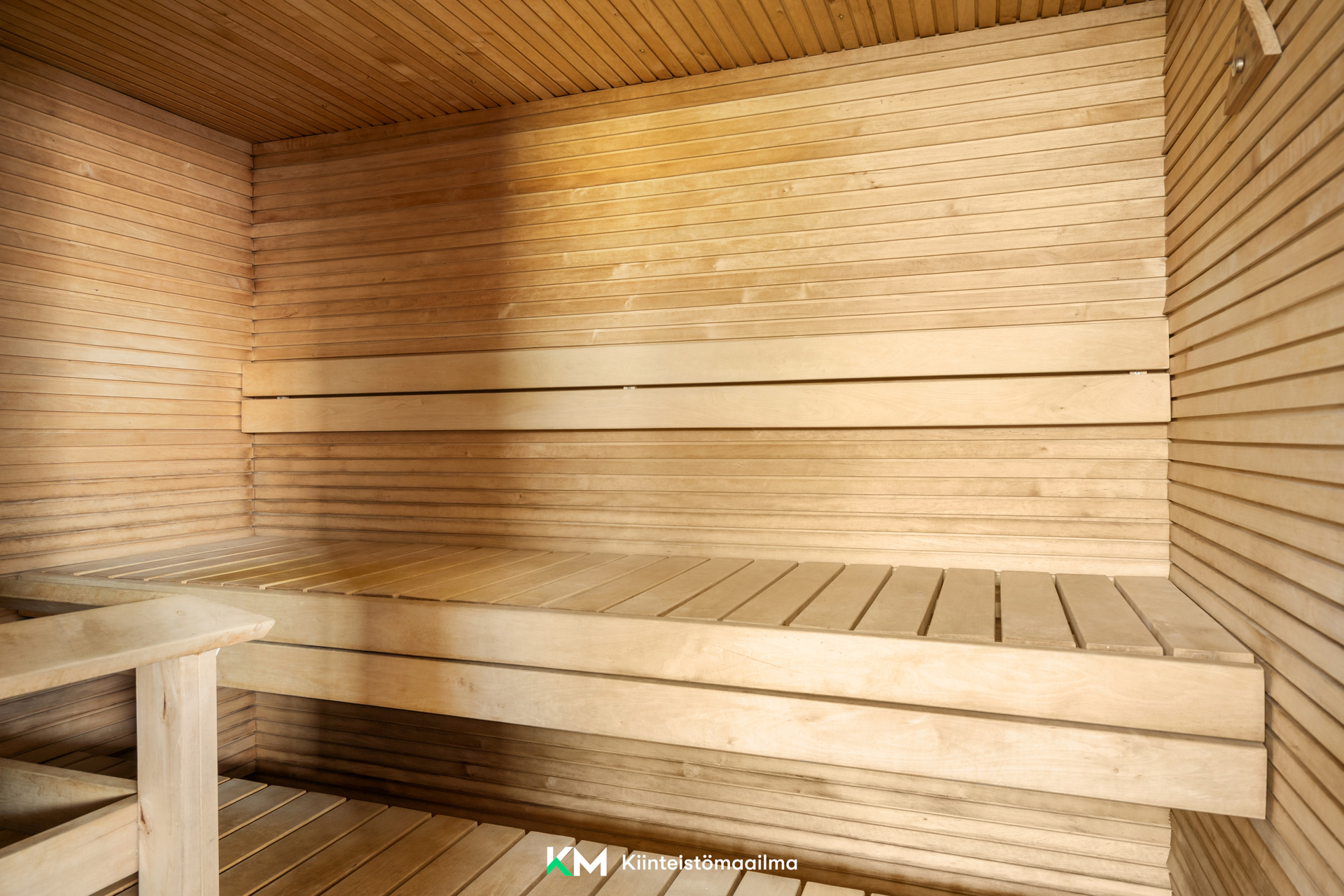 Taloyhtiön viihtyisä sauna! 