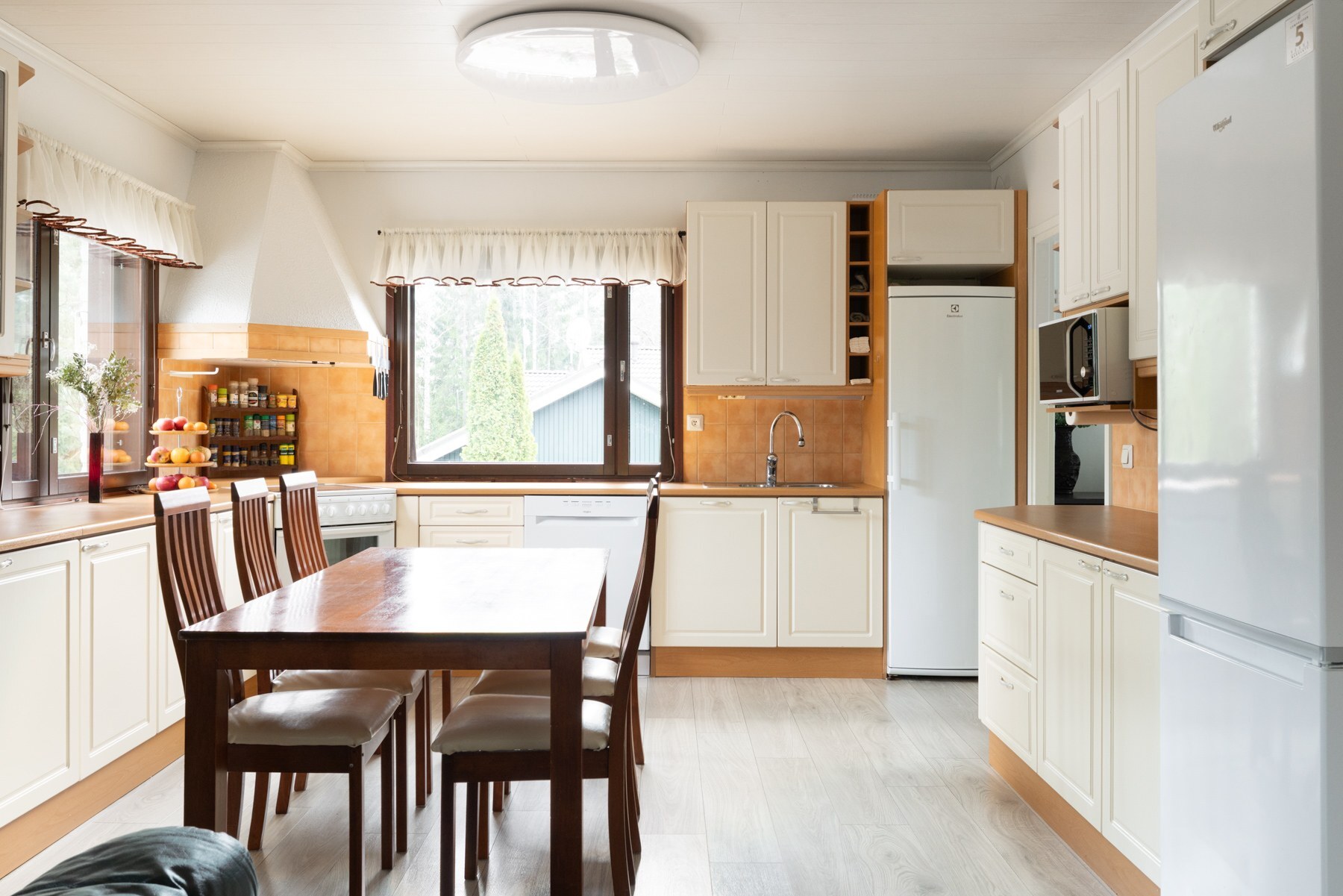 Kiertomäentie 28 B, Kuninkaanmäki, Vantaa