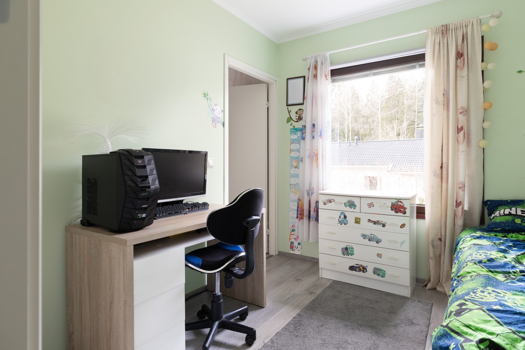Kiertomäentie 28 B, Kuninkaanmäki, Vantaa