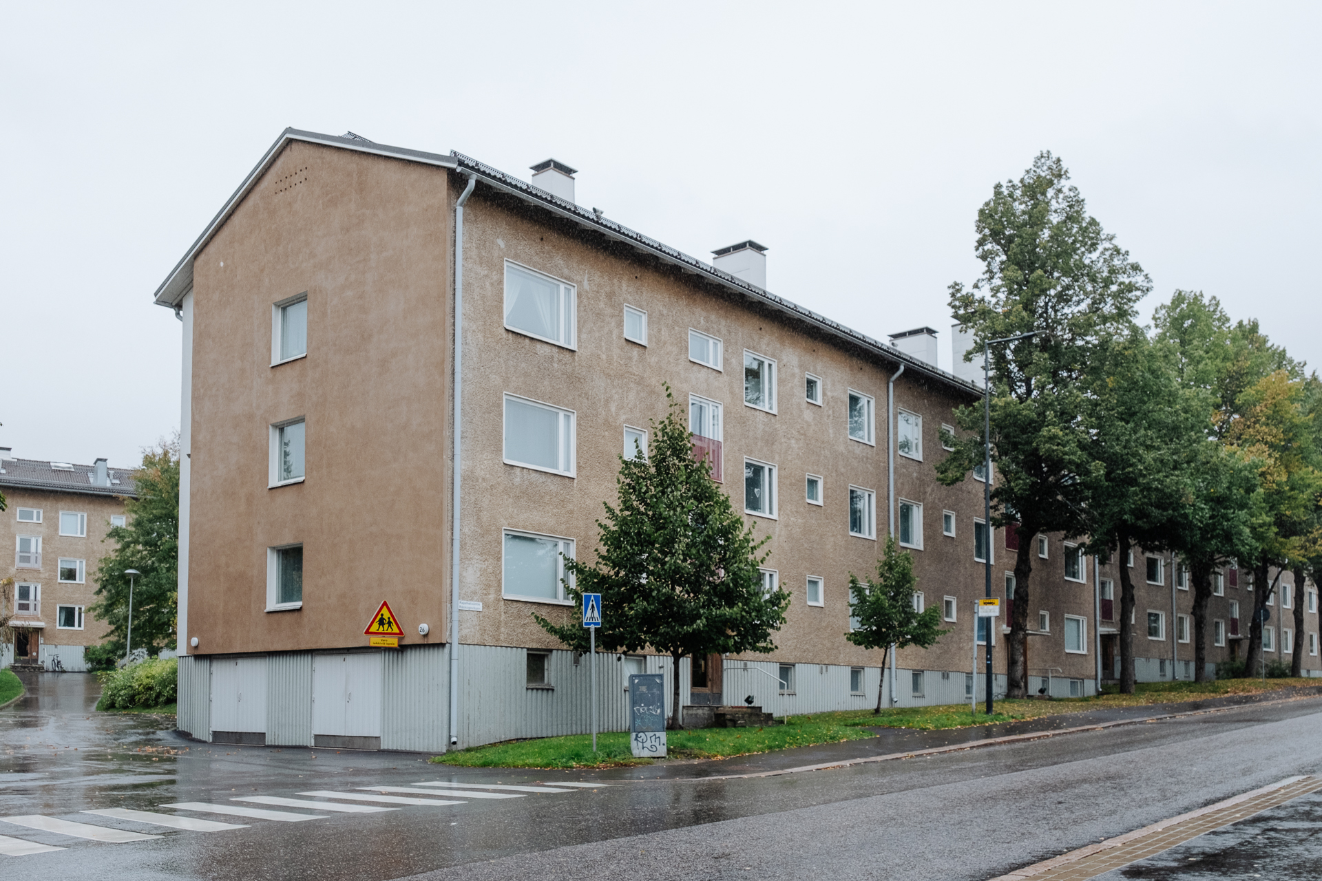 Rajametsäntie 26-28, Maunula, Helsinki