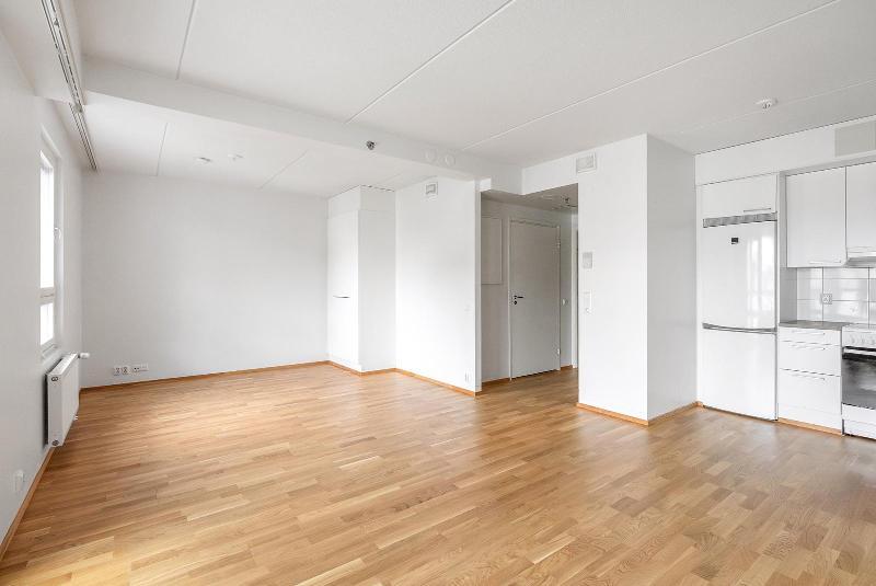 Emalitehtaankatu 5, Pajala, Järvenpää