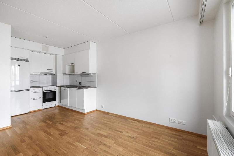 Emalitehtaankatu 5, Pajala, Järvenpää
