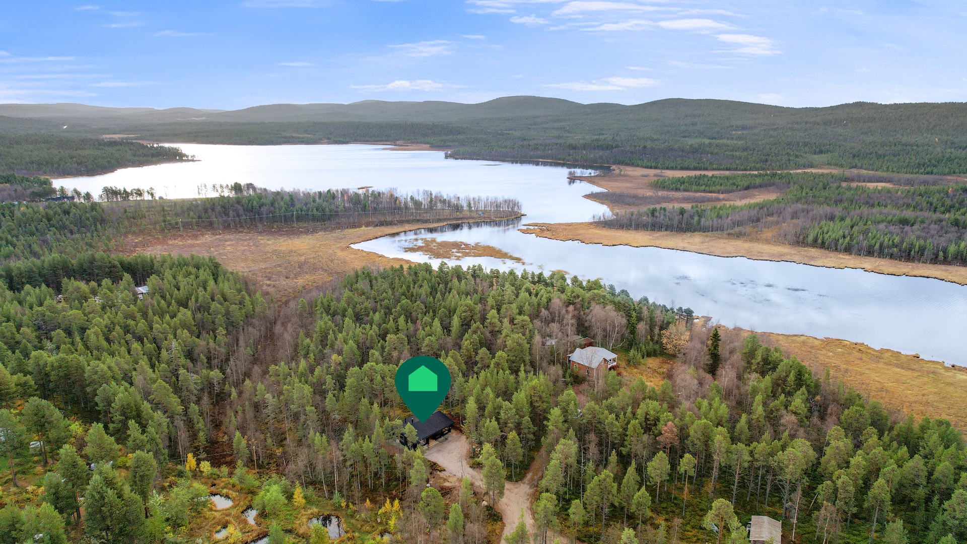 Ilmakuva Ylemmän Akujärven suuntaan