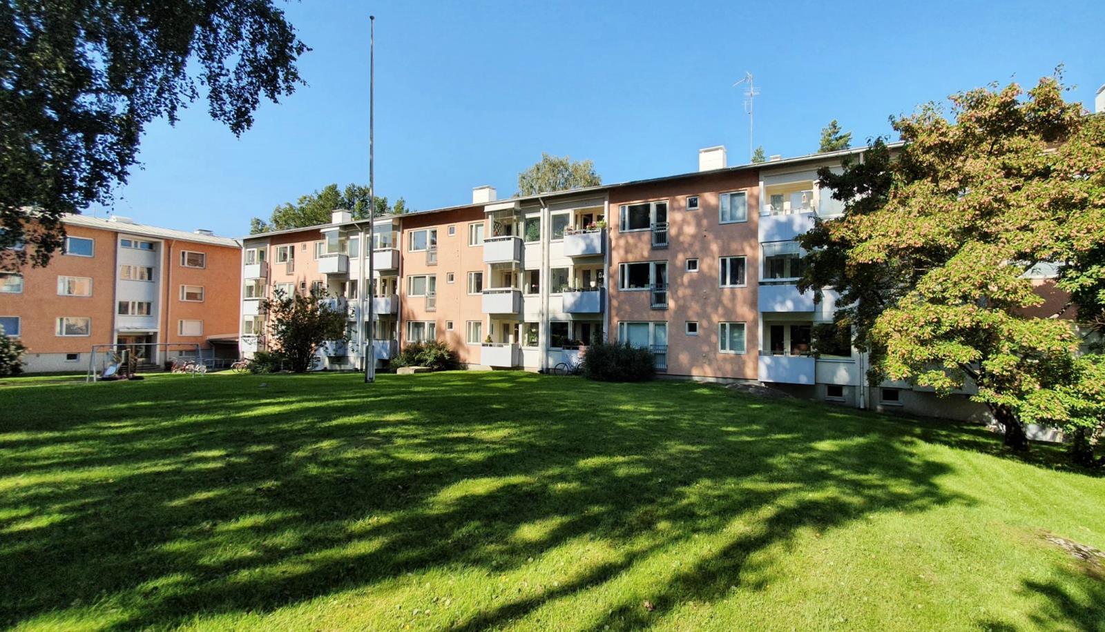Klaavuntie 4, Puotila, Helsinki