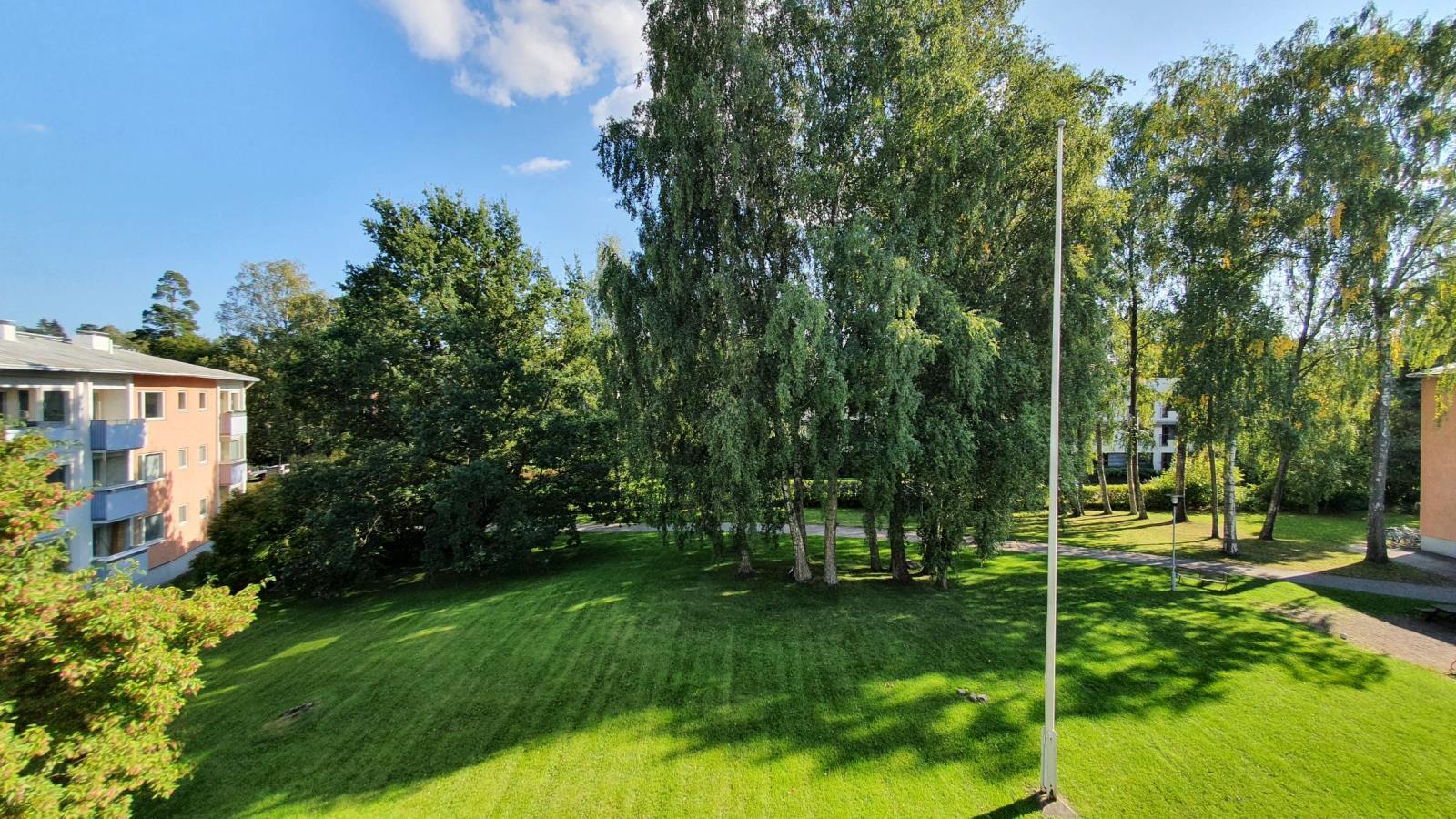 Klaavuntie 4, Puotila, Helsinki