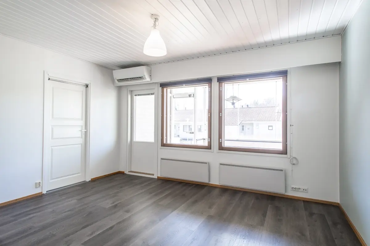 Tuukkasenkuja 2 , Kangasniemi