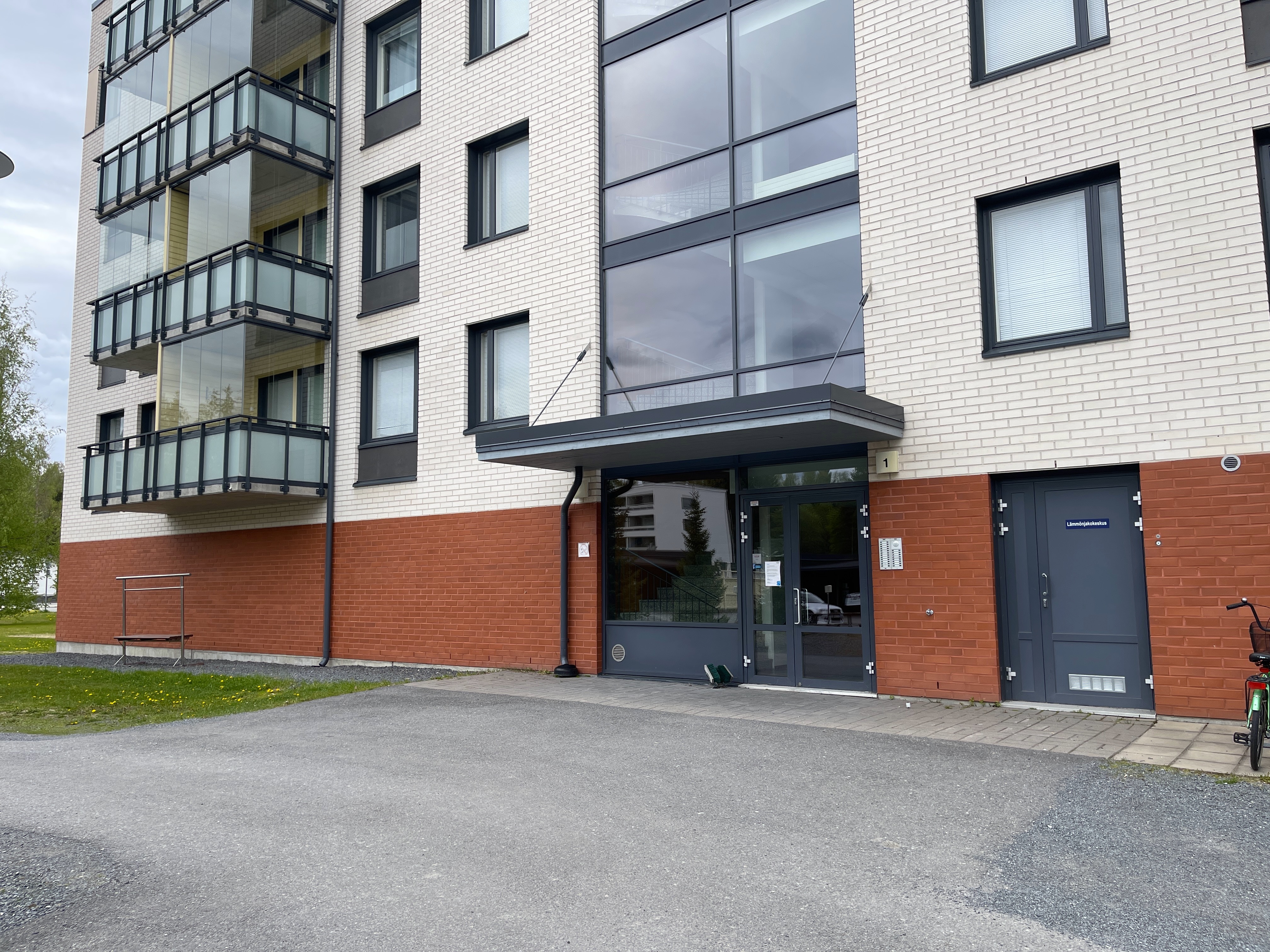 Emännäntie 1, Hallila, Seinäjoki