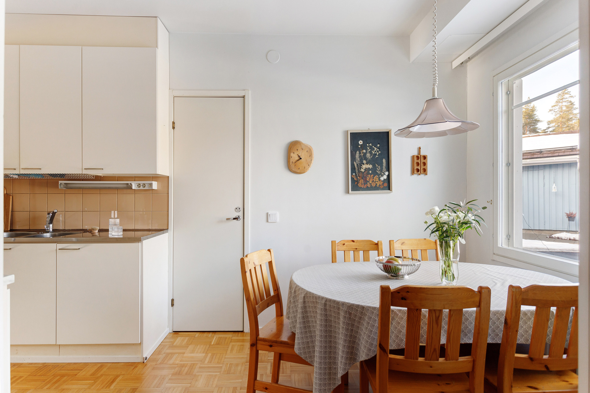 Esikoisentie 8, Maununneva, Helsinki